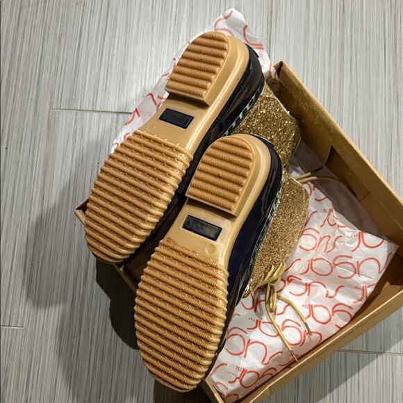 Sugar Gold Glitter and navy Duck Boots Size 7 - Picture 10 of 12